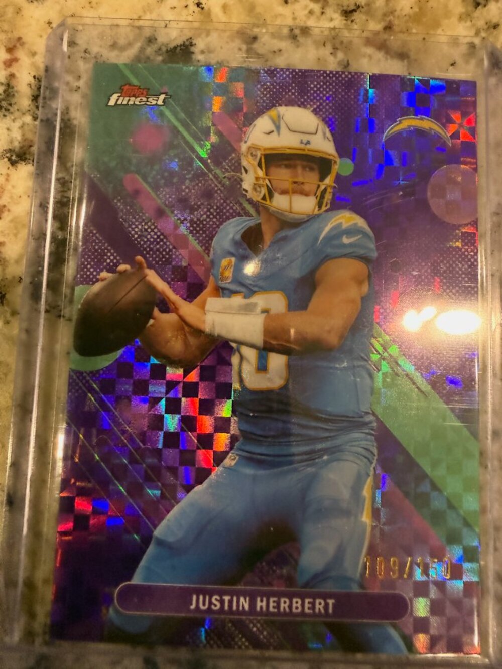 2025 Topps Finest - Common Justin Herbert #59 Geometric Refractor /150